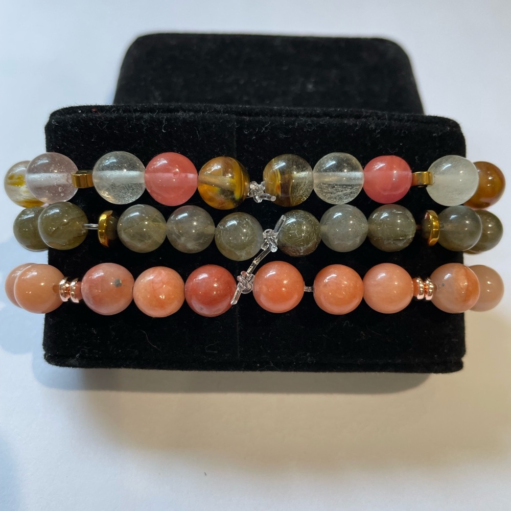 Protest-Resistance Bracelets Set - Picture 2 of 6